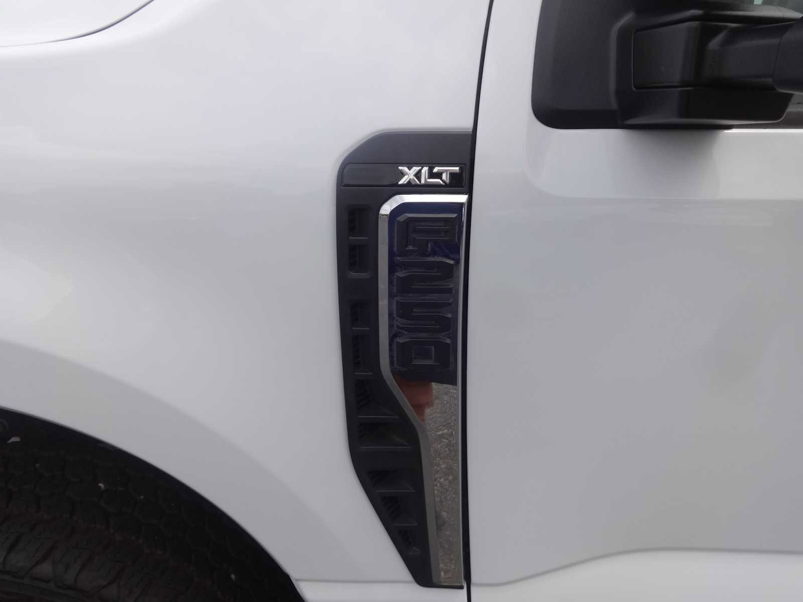 Used 2024 Ford F250 XLT image 6