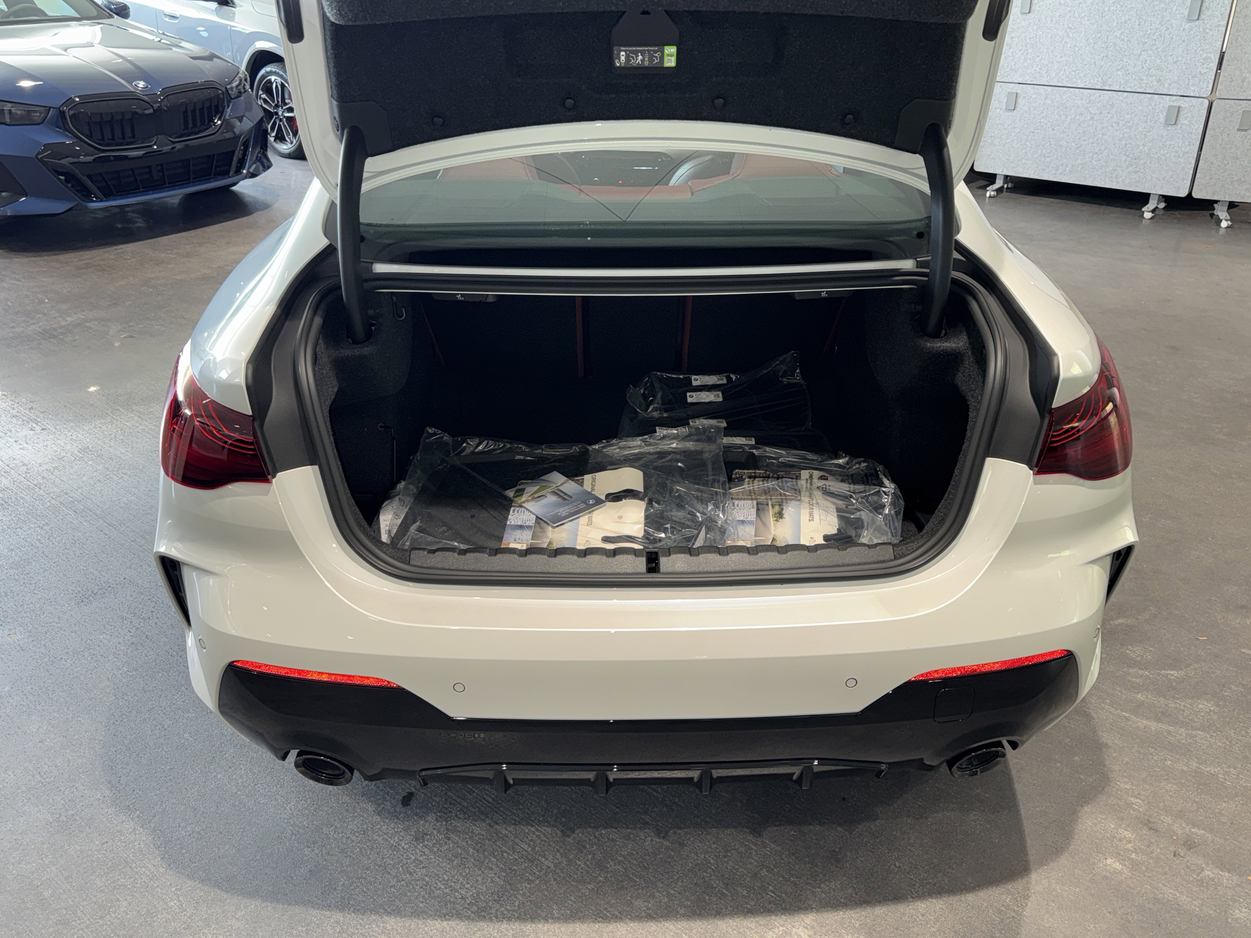 New 2026 BMW 430i Coupe w/ M Sport Package image 11