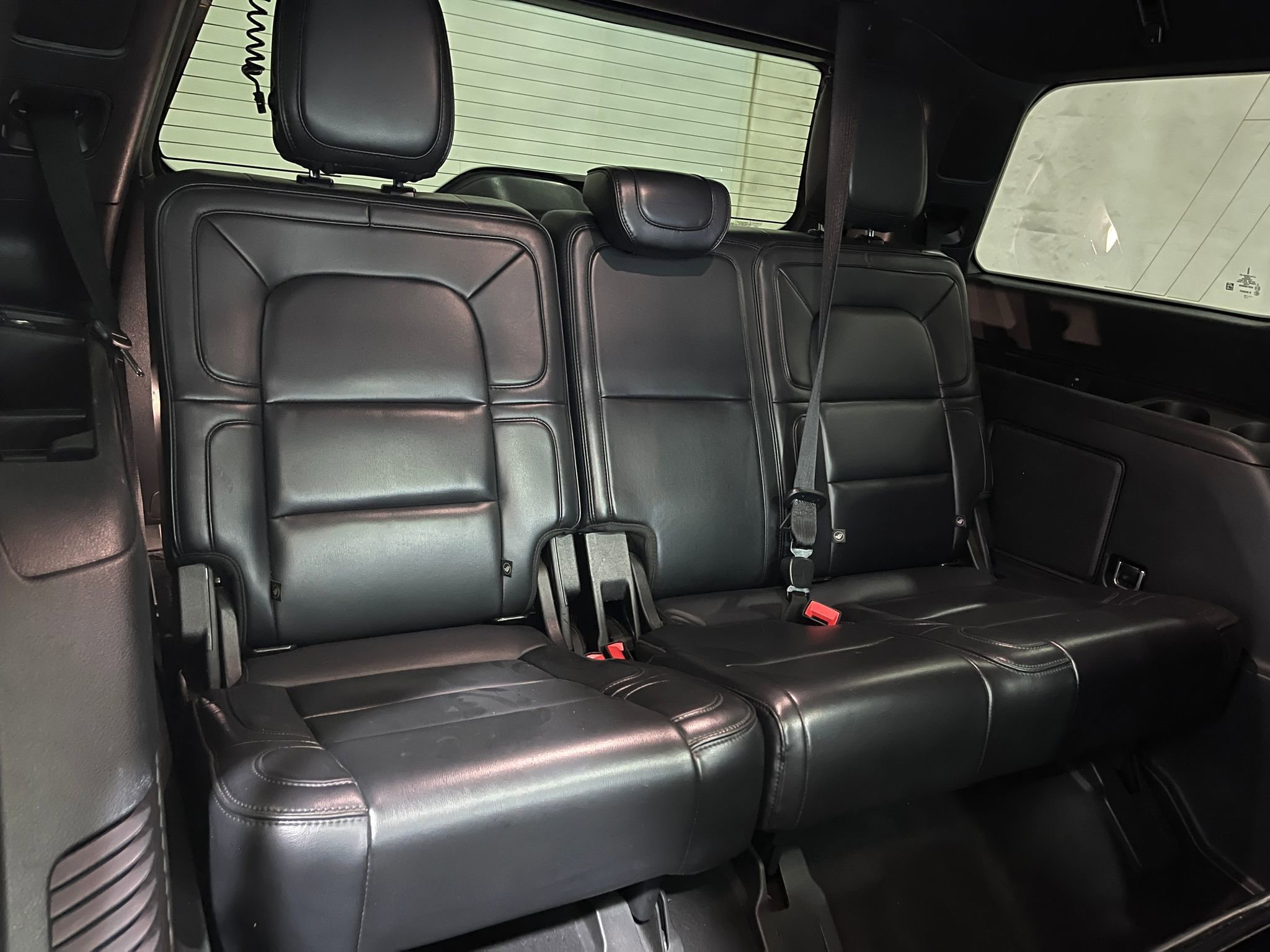 Used 2019 Lincoln Navigator Reserve AWD/4WD image 31