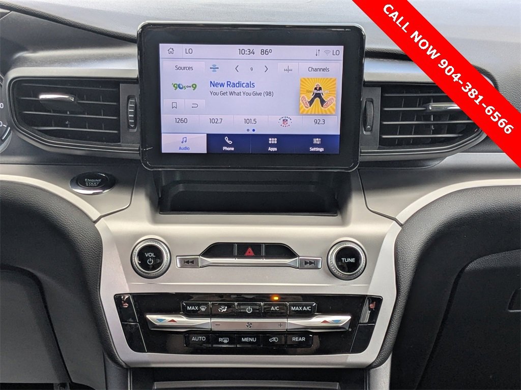 Used 2022 Ford Explorer XLT image 16