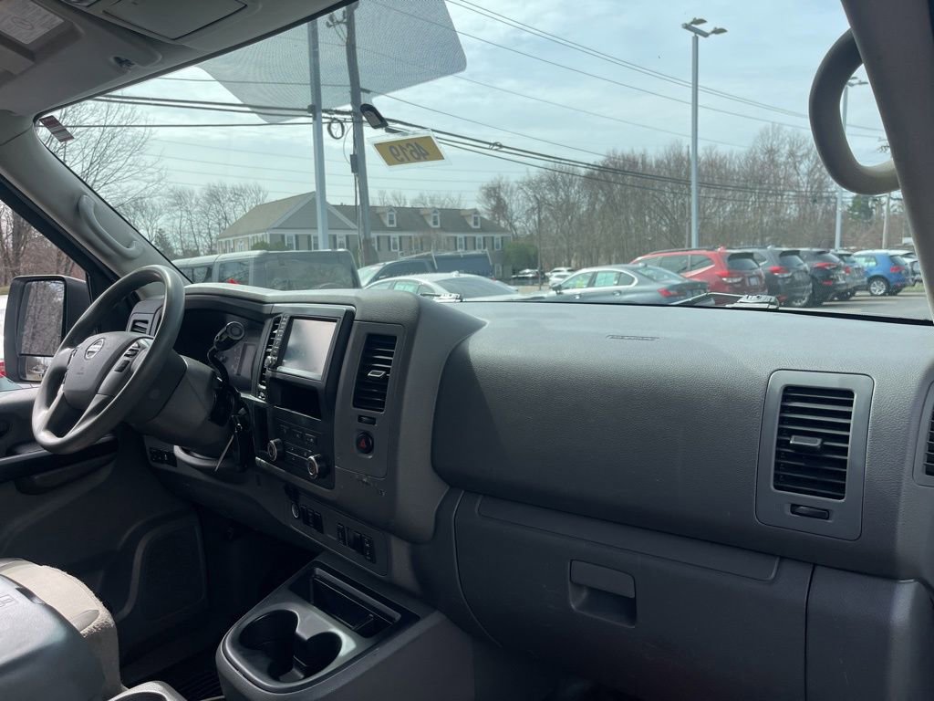 Used 2021 Nissan NV 2500 SV image 12
