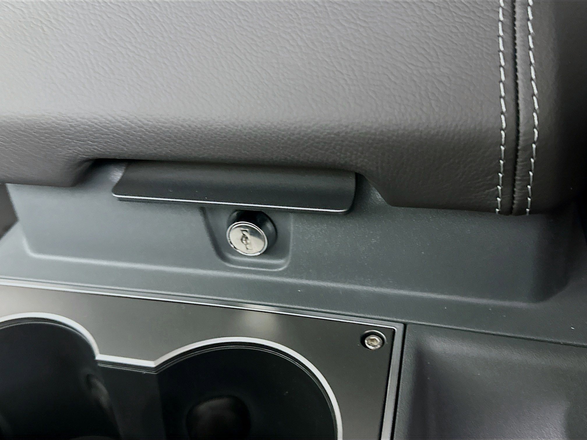 New 2026 INEOS Grenadier Fieldmaster Edition image 28