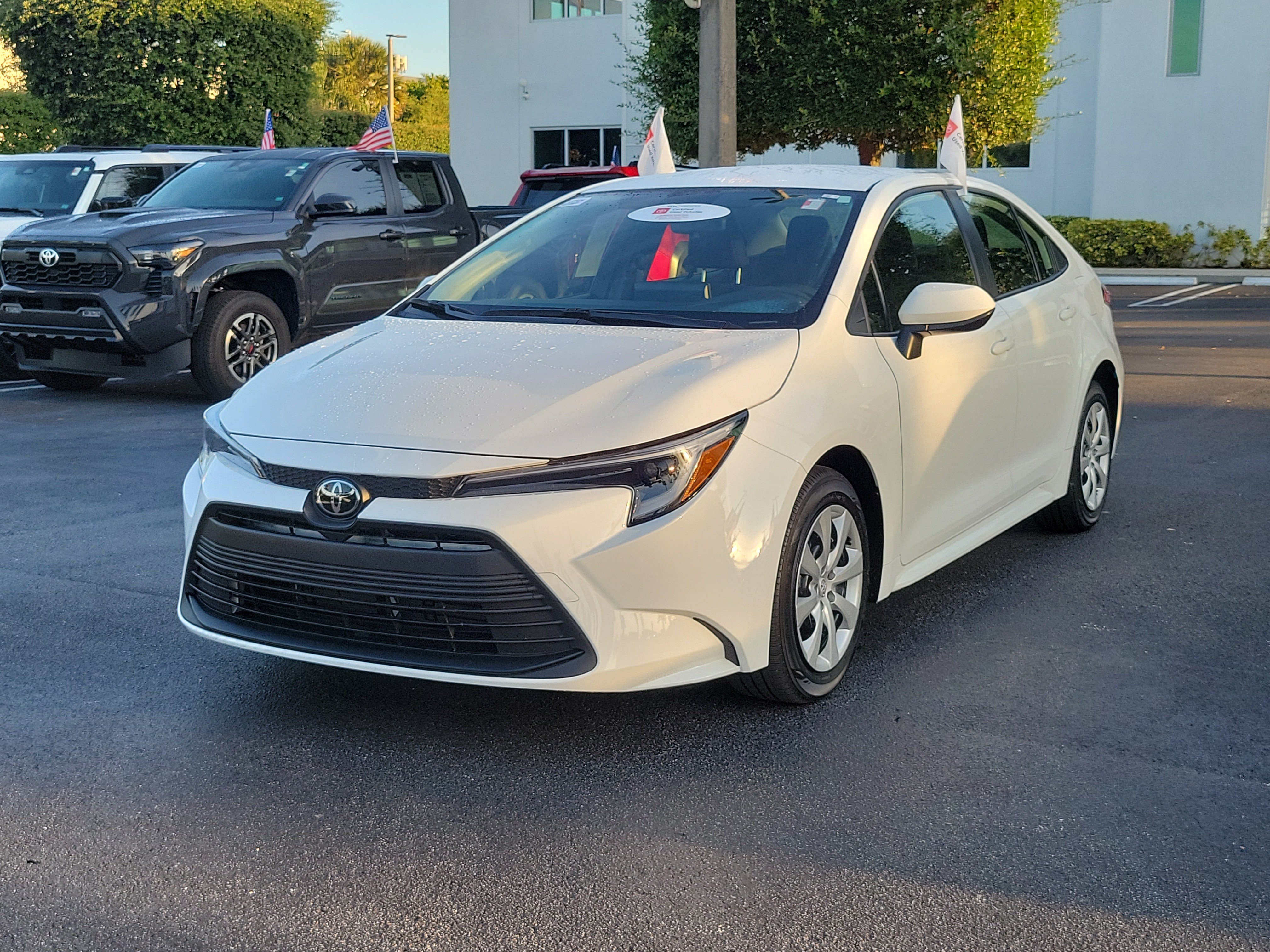 Certified 2026 Toyota Corolla LE FWD image 5
