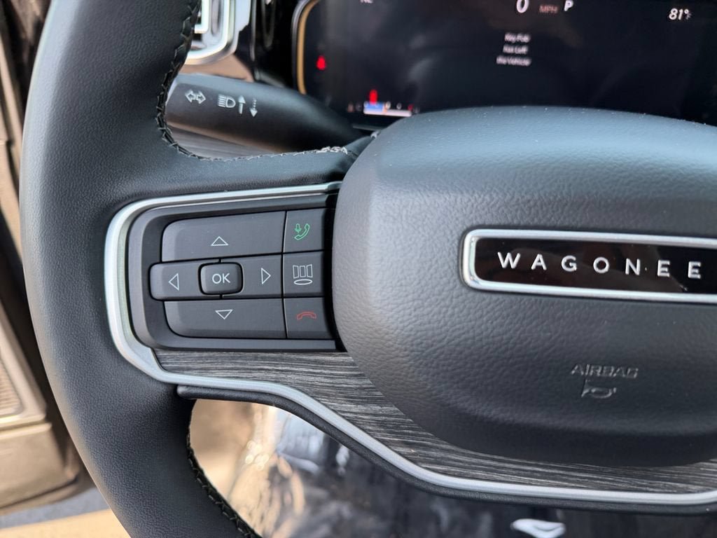 Used 2022 Jeep Wagoneer Series II AWD/4WD image 32