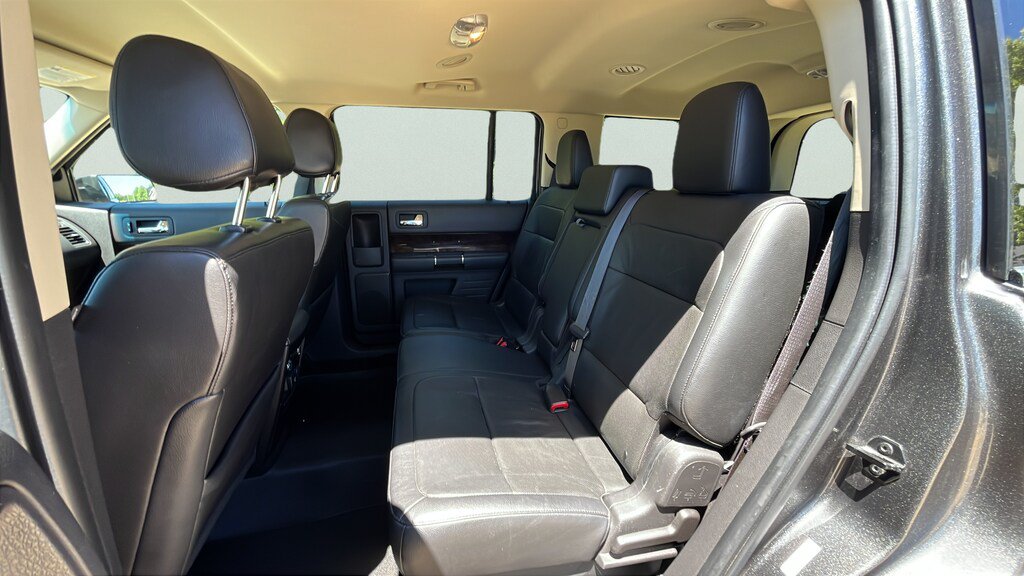 Used 2019 Ford Flex Limited AWD/4WD image 17