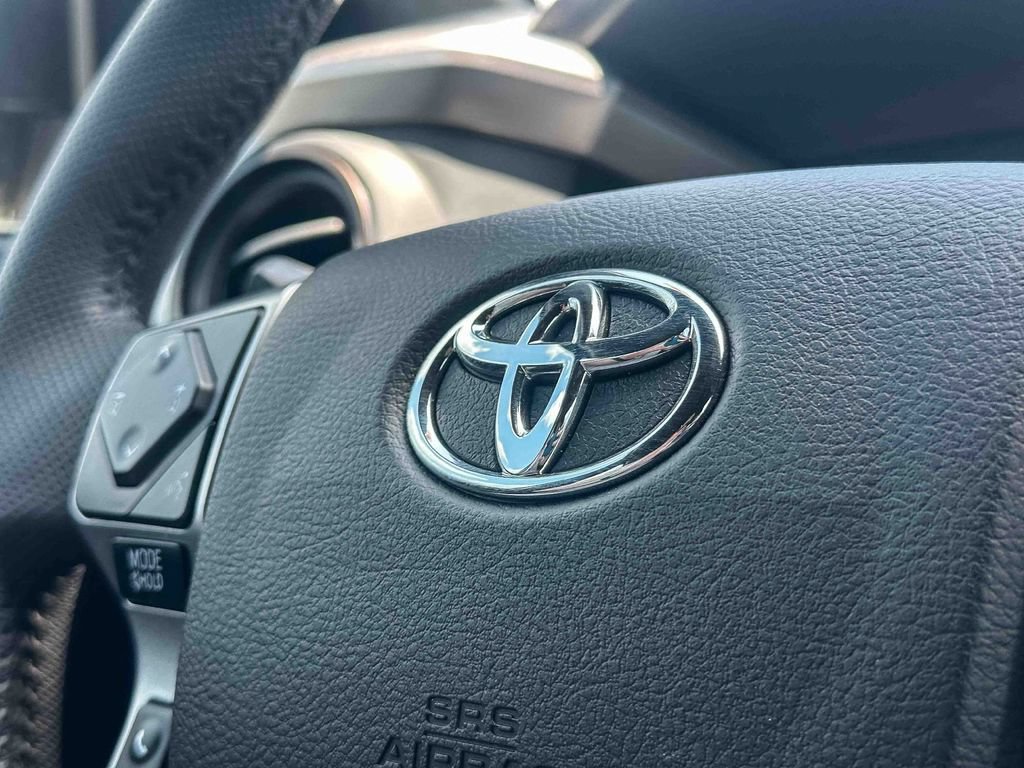 Used 2022 Toyota Tacoma Limited w/ Nightshade Package AWD/4WD image 28