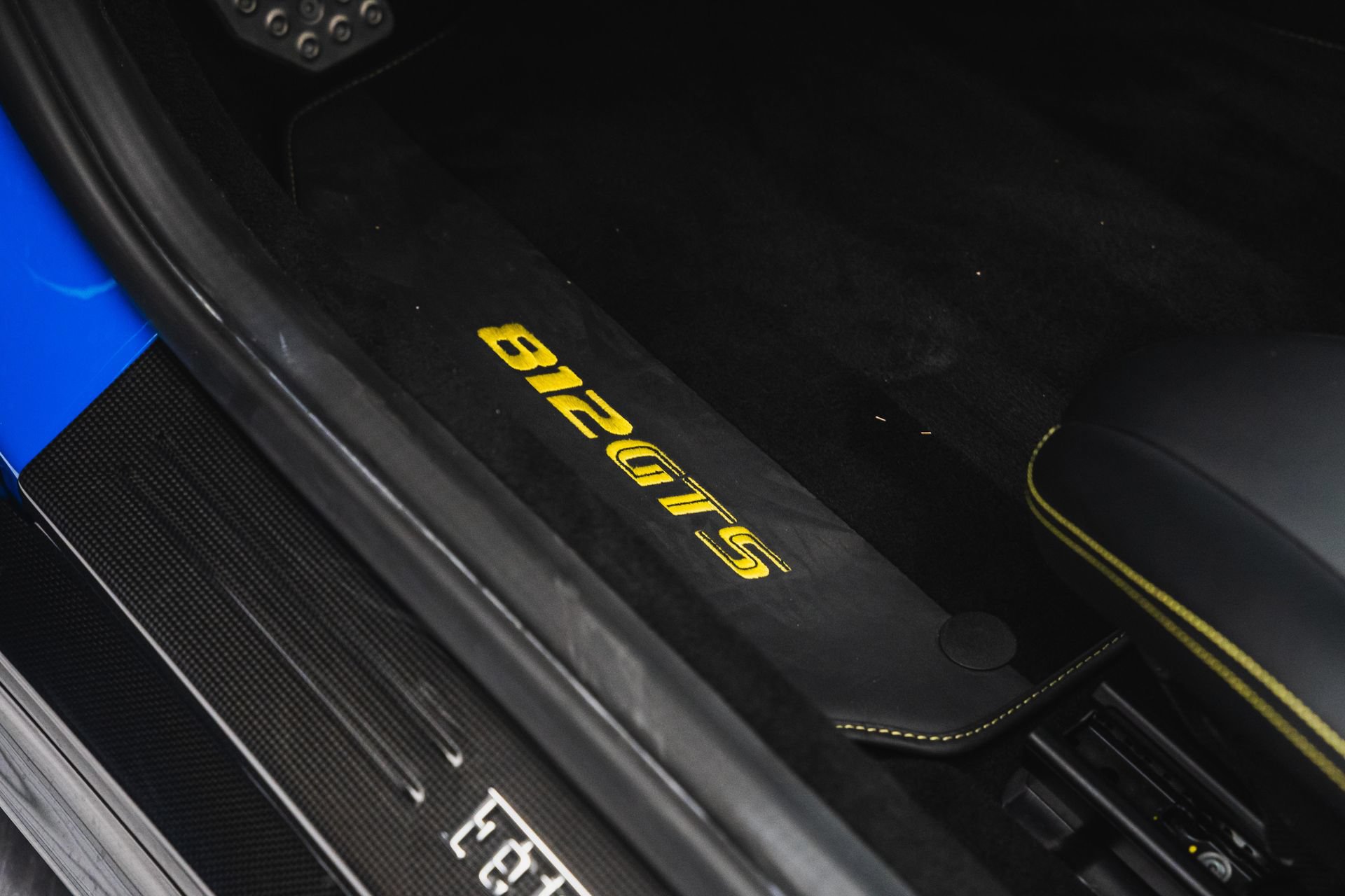 Used 2022 Ferrari 812 GTS RWD image 44