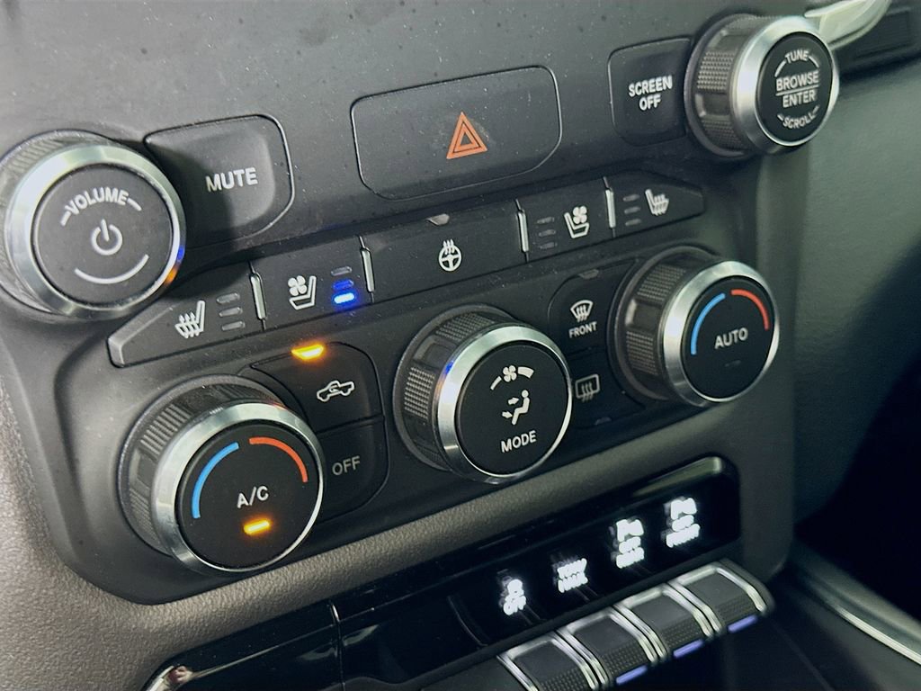 Used 2021 RAM 1500 Laramie w/ Sport Appearance Package image 27