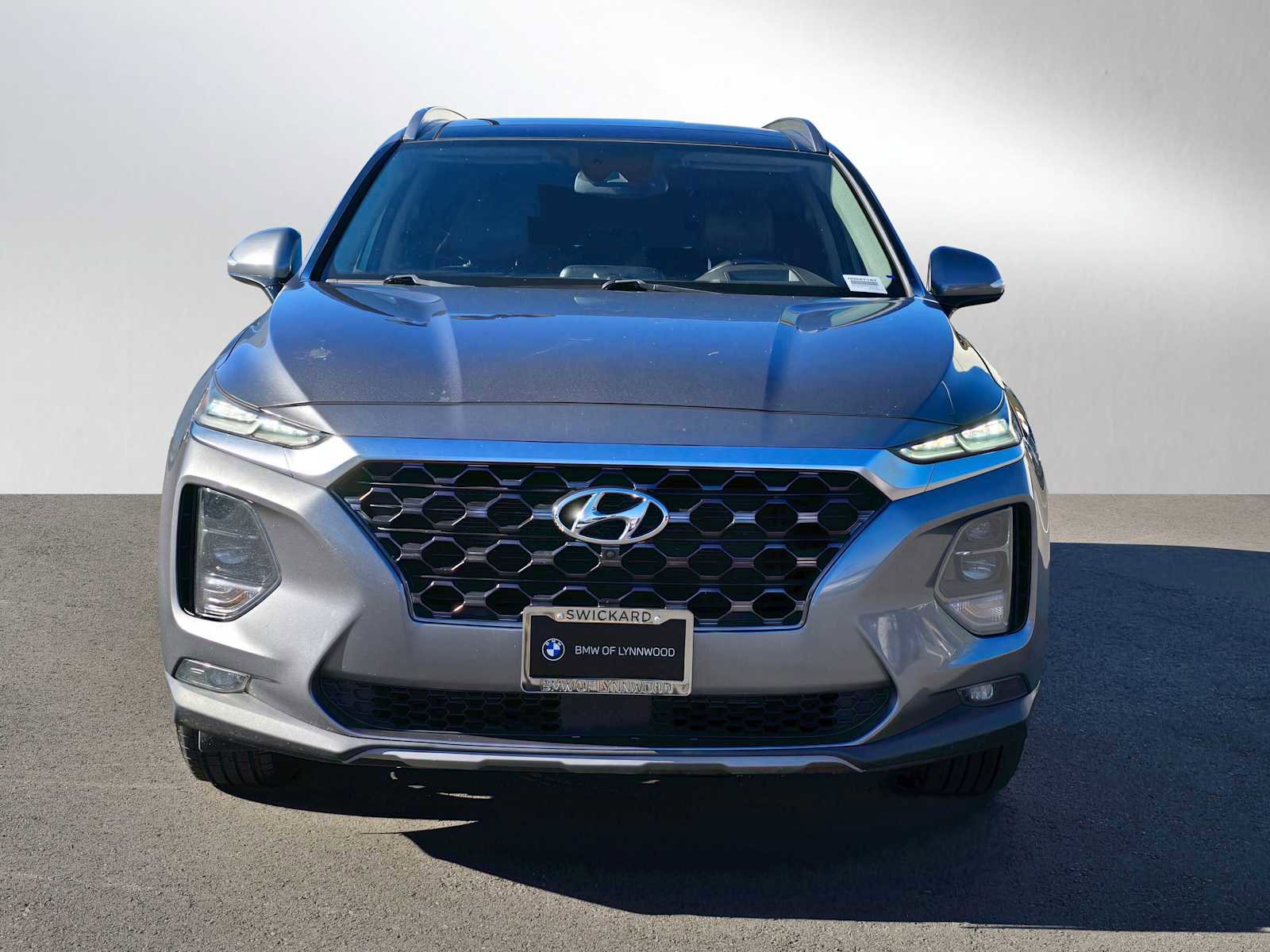 Used 2019 Hyundai Santa Fe Ultimate image 2