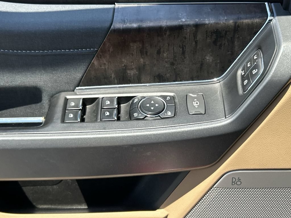 Used 2023 Ford F250 Lariat w/ Lariat Ultimate Package AWD/4WD image 24