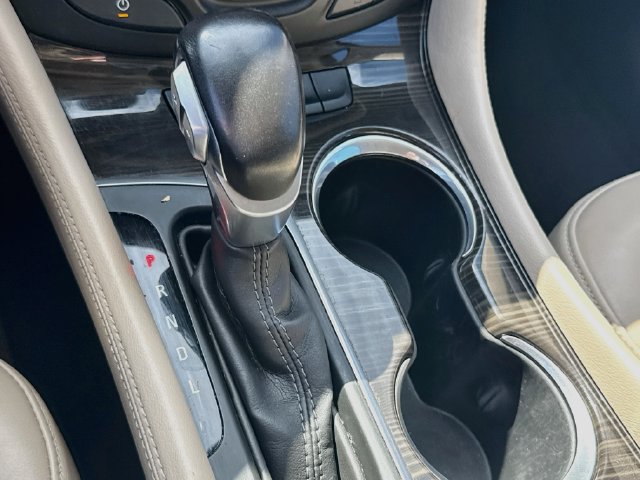 Used 2020 Buick Envision Essence FWD image 23