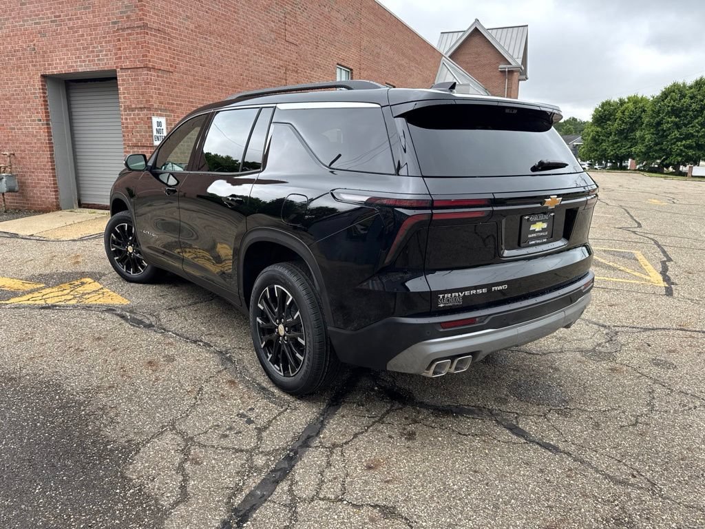 New 2026 Chevrolet Traverse LT w/ Enhanced Driving Package AWD/4WD image 5