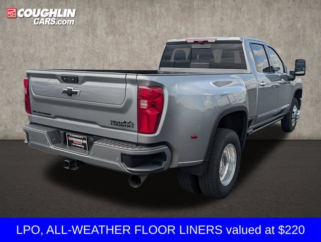 Used 2024 Chevrolet Silverado 3500 High Country w/ High Country Premium Package AWD/4WD image 9