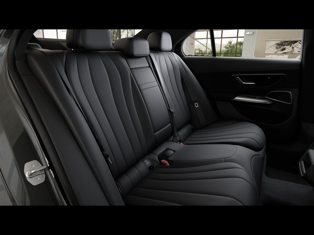 New 2026 Mercedes-Benz E 450 4MATIC Sedan image 40