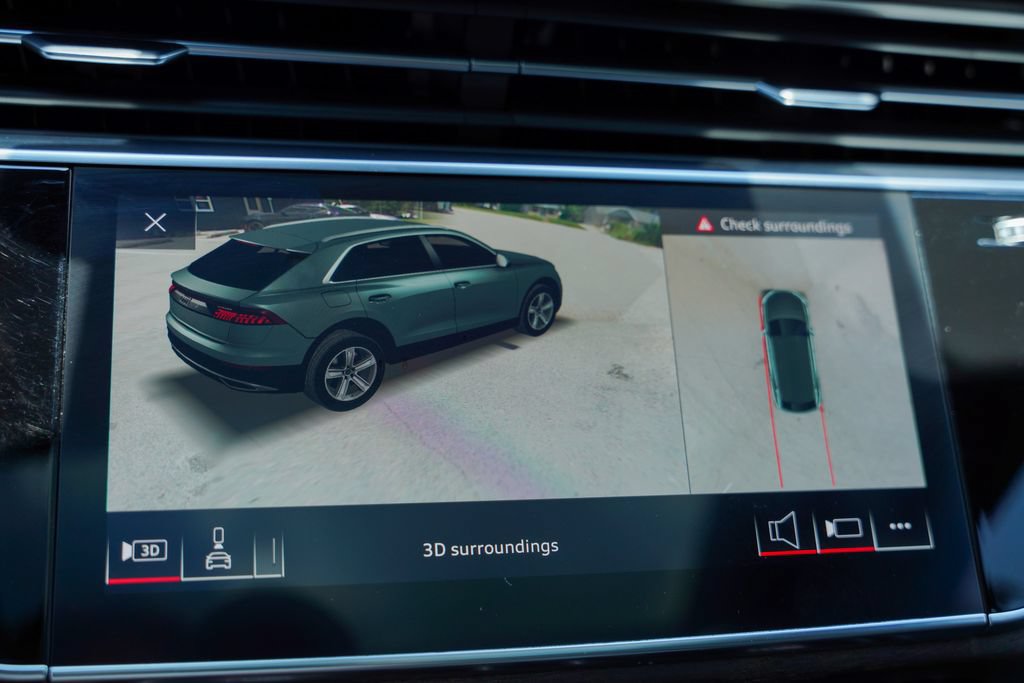 Used 2020 Audi Q8 Prestige w/ Prestige Package AWD/4WD image 29