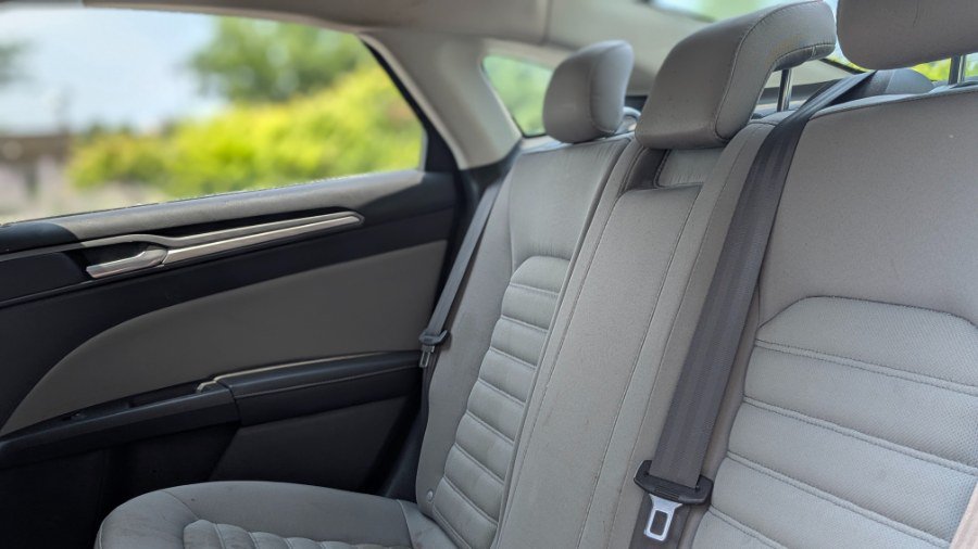 Used 2015 Ford Fusion S FWD image 17
