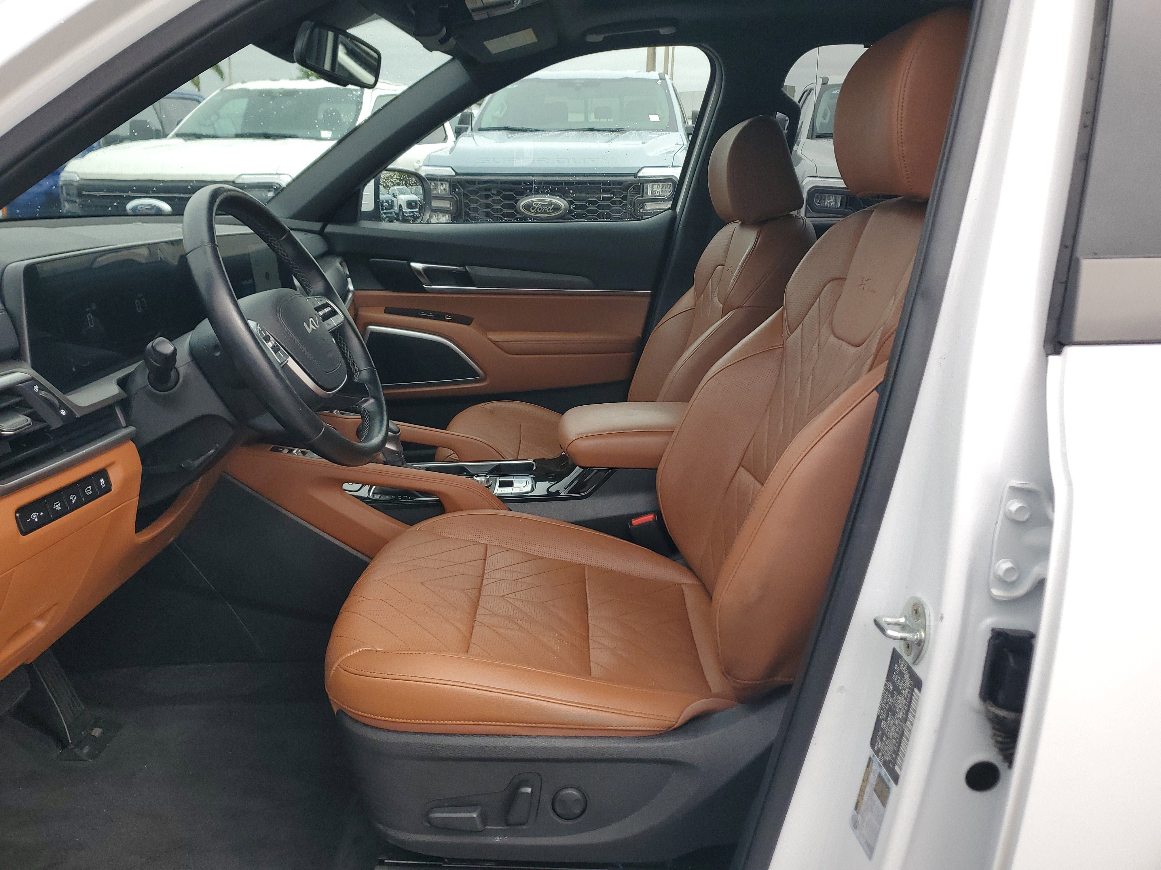 Used 2023 Kia Telluride EX X-Line image 13