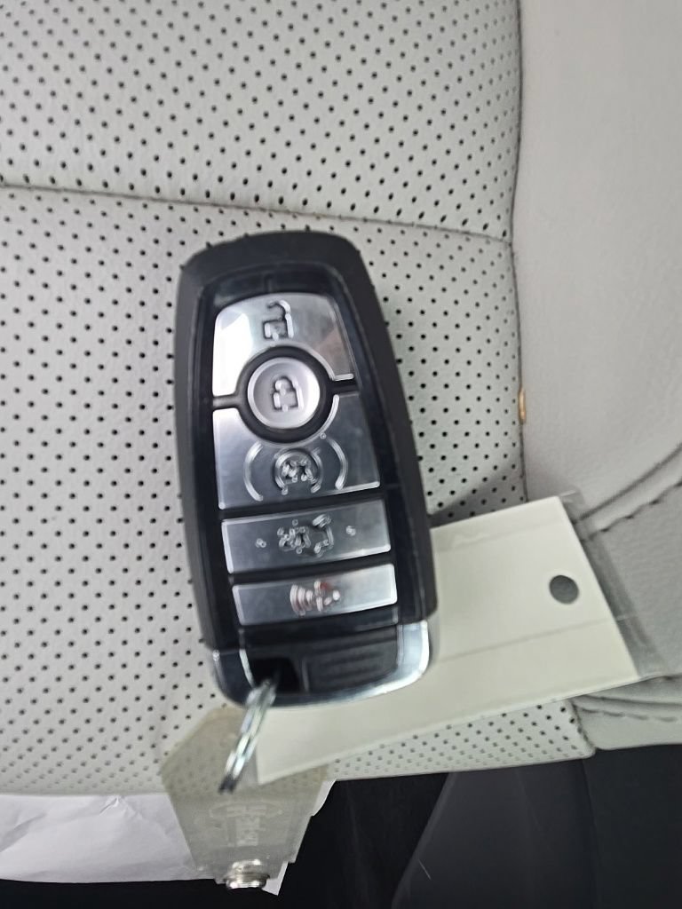 Used 2024 Ford Mustang Premium RWD image 27