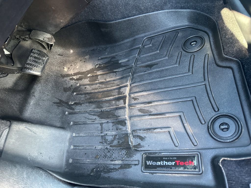 Used 2018 Toyota RAV4 Limited w/ Advanced Technology Package image 26