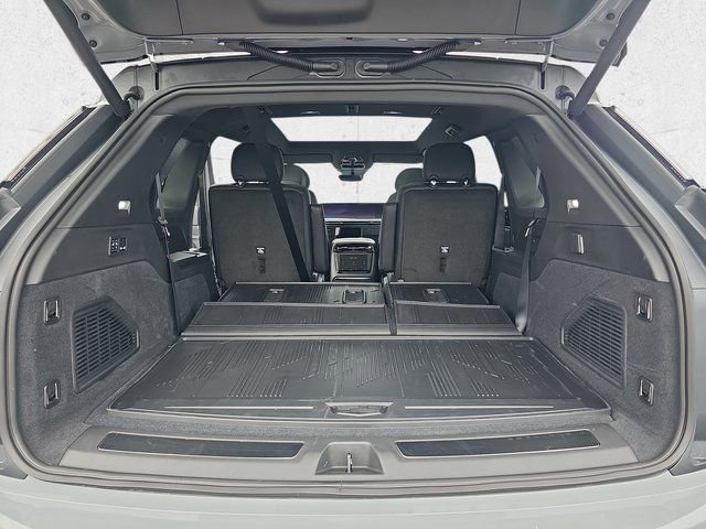 New 2026 Cadillac Escalade IQ Sport 1 w/ LPO, ONYX Package image 14