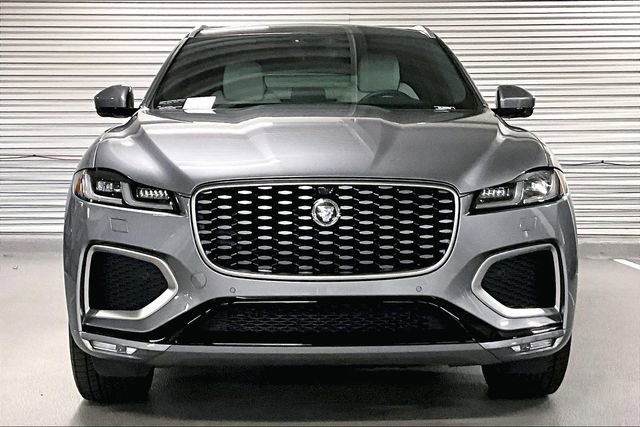 New 2026 Jaguar F-PACE R-Dynamic S image 2