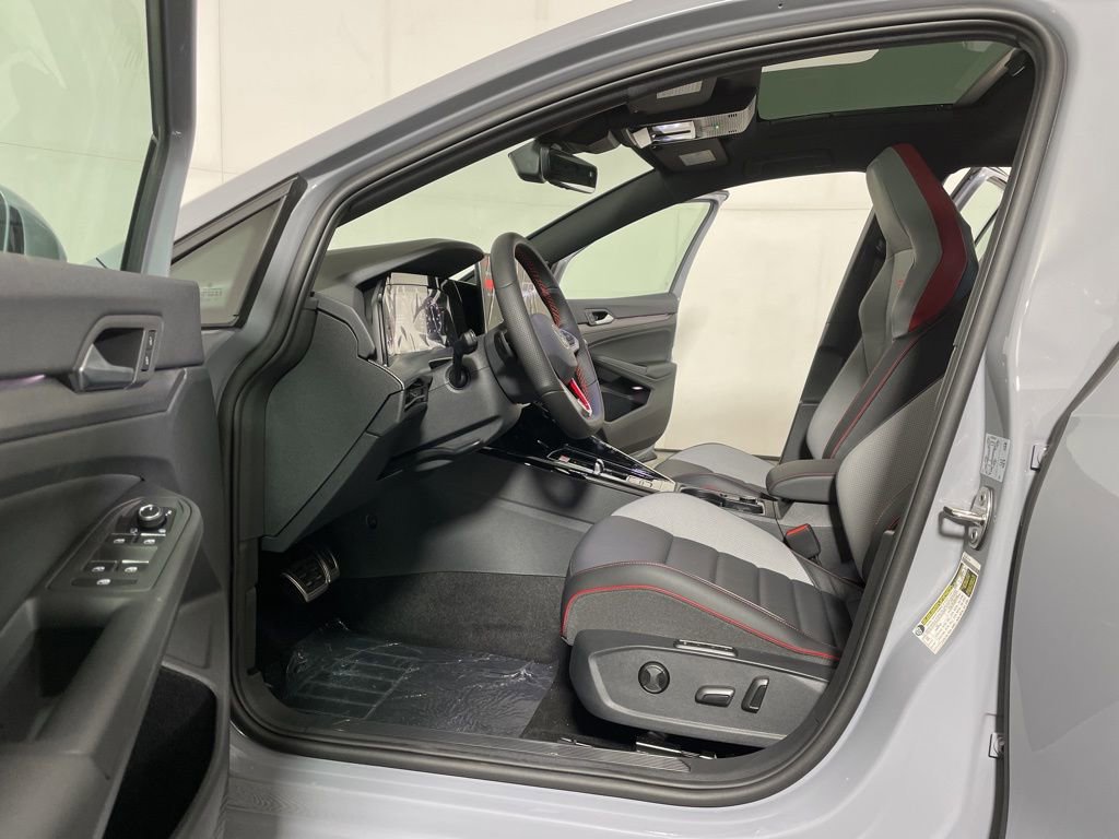 New 2026 Volkswagen GTI SE FWD image 9