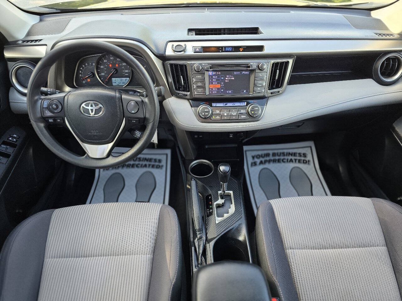 Used 2013 Toyota RAV4 XLE AWD/4WD image 26