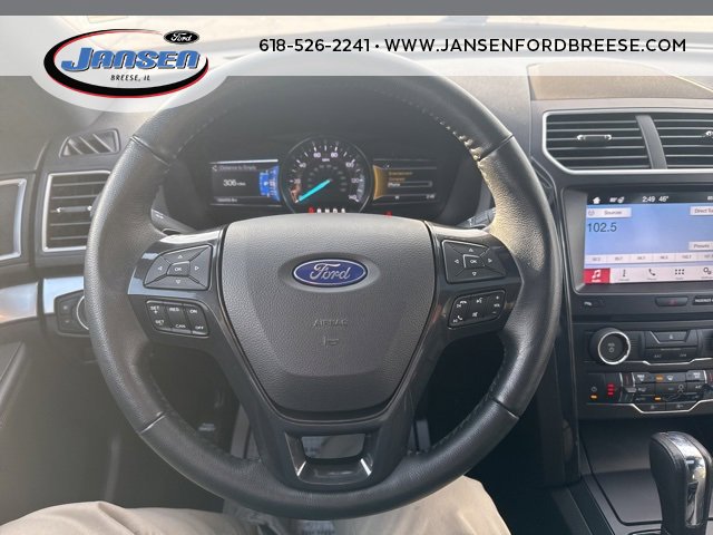 Used 2017 Ford Explorer XLT w/ Equipment Group 202A image 14