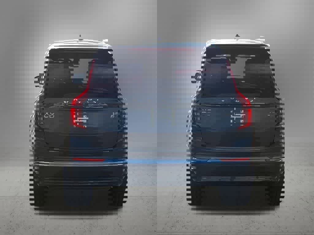 New 2026 Volvo XC90 B5 Plus w/ Protection Package Premier image 5
