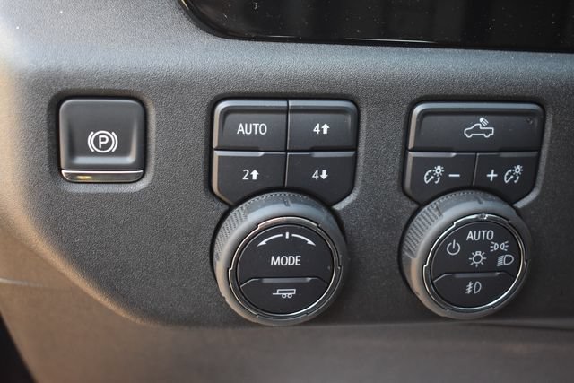 Certified 2025 Chevrolet Silverado 1500 RST AWD/4WD image 23