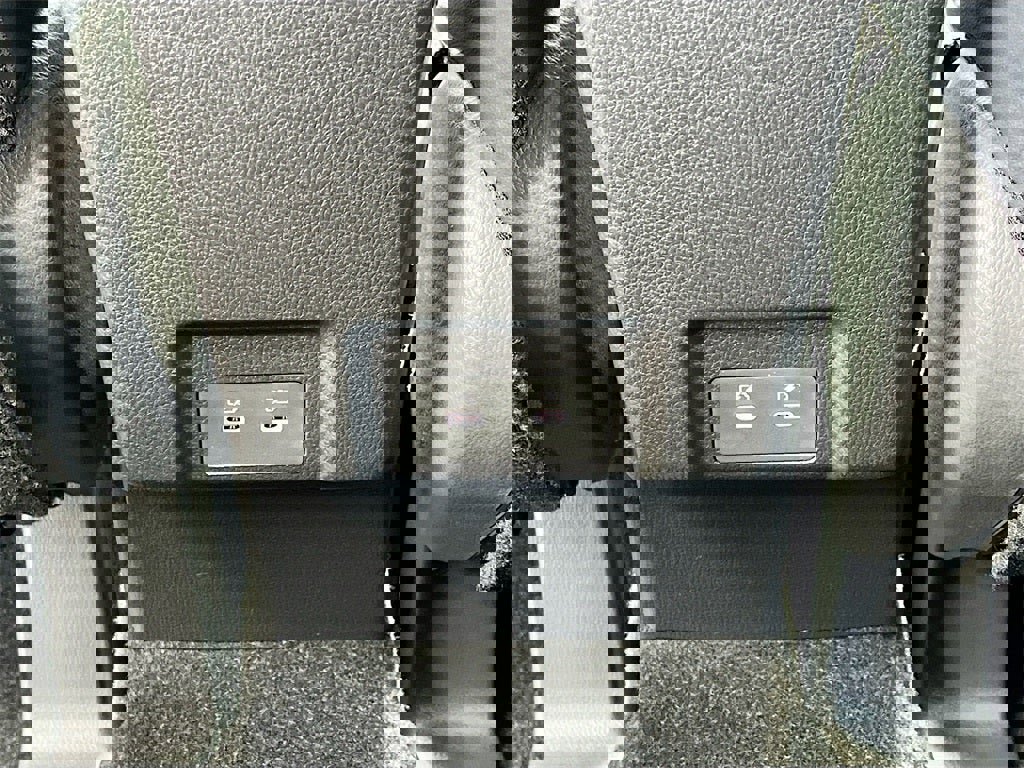 New 2026 Mitsubishi Eclipse Cross SEL image 31