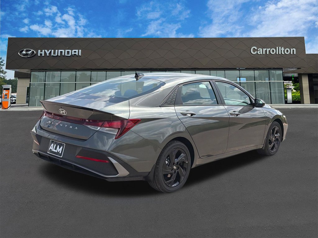 New 2026 Hyundai Elantra SEL Sport FWD image 6
