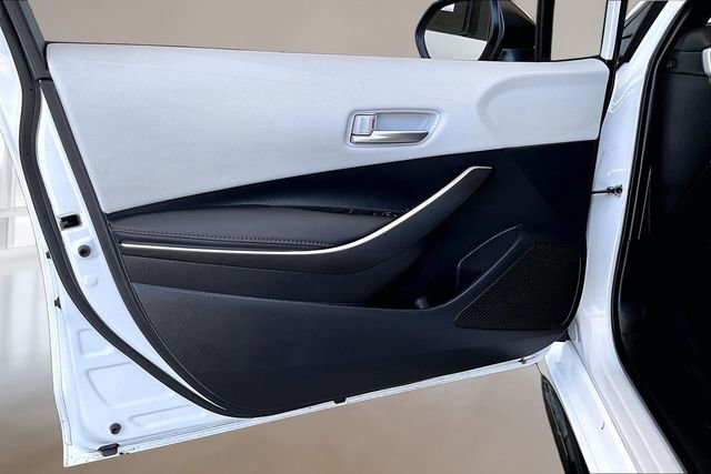 Used 2025 Toyota Corolla SE FWD image 17