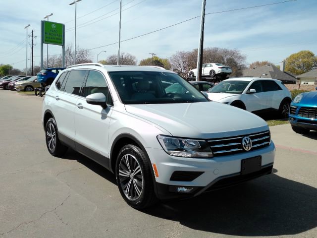 Used 2018 Volkswagen Tiguan SEL image 4