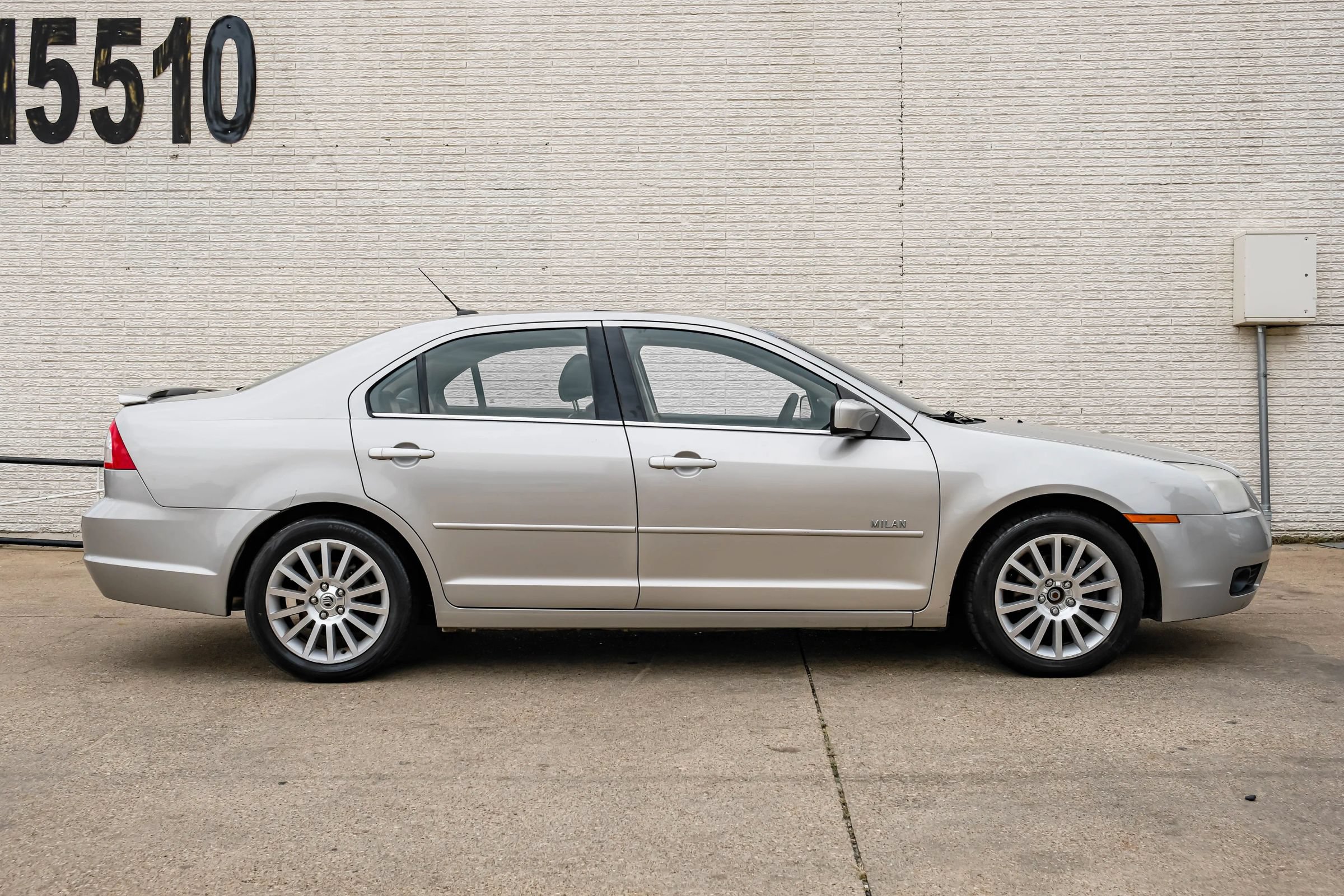 Used 2008 Mercury Milan Premier FWD image 7