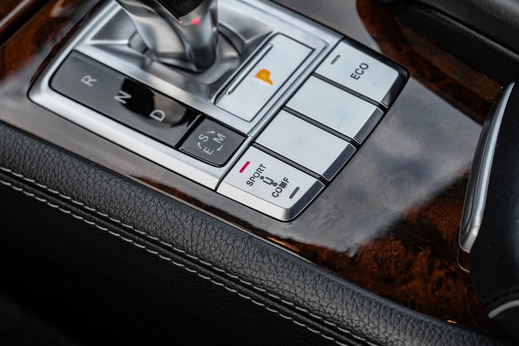 Used 2014 Mercedes-Benz SL 550 image 23