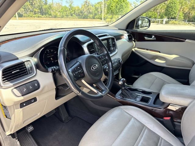 Used 2017 Kia Sorento EX w/ EX Premium Package image 22