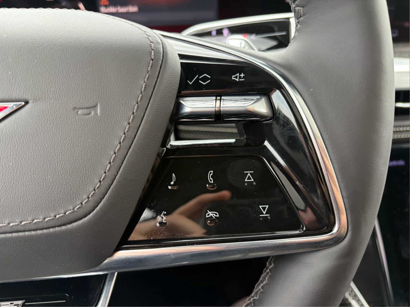 Certified 2026 Cadillac Escalade V AWD/4WD image 16