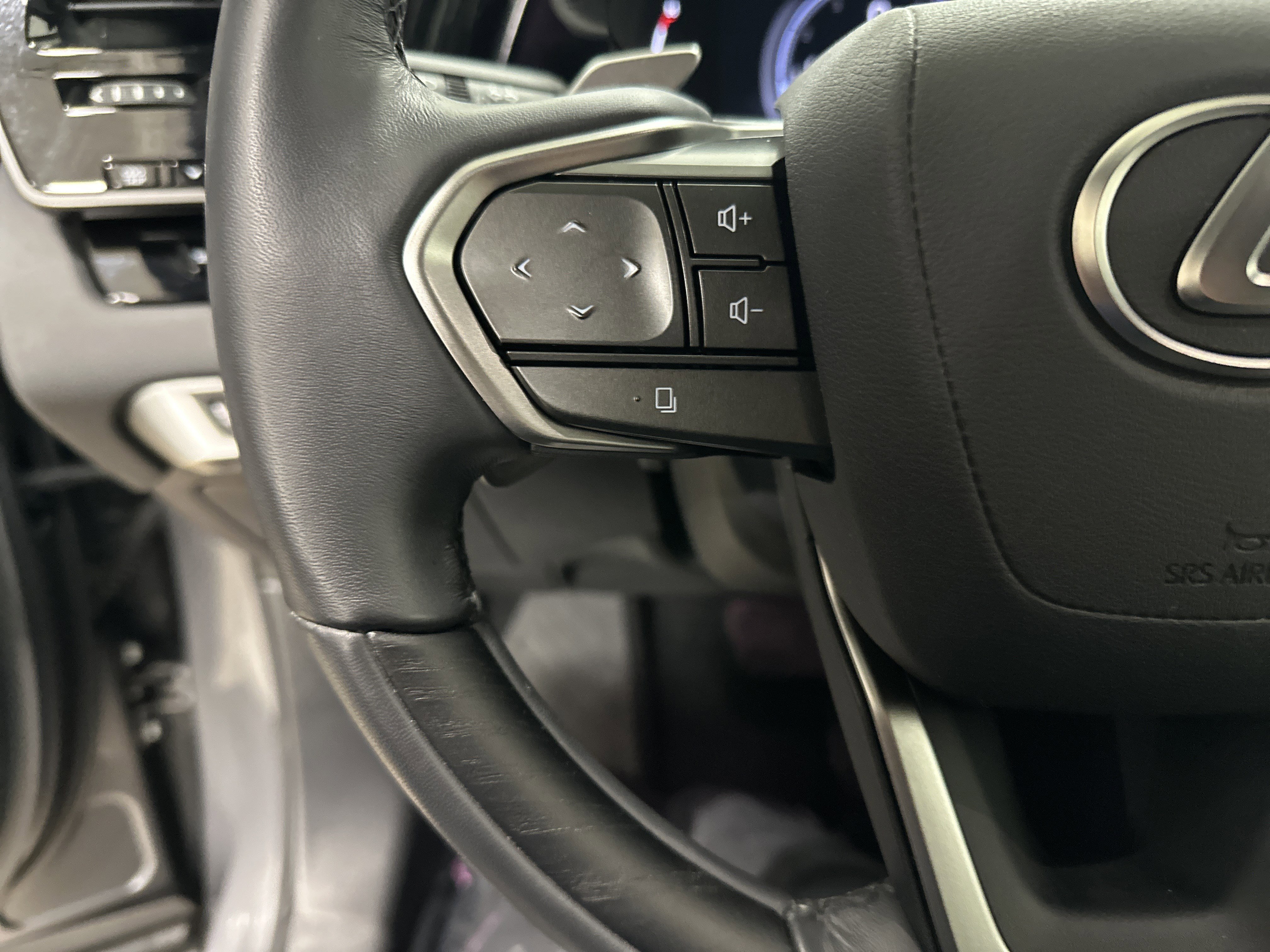 Certified 2024 Lexus RX 350 Premium Plus w/ Convenience Package image 19