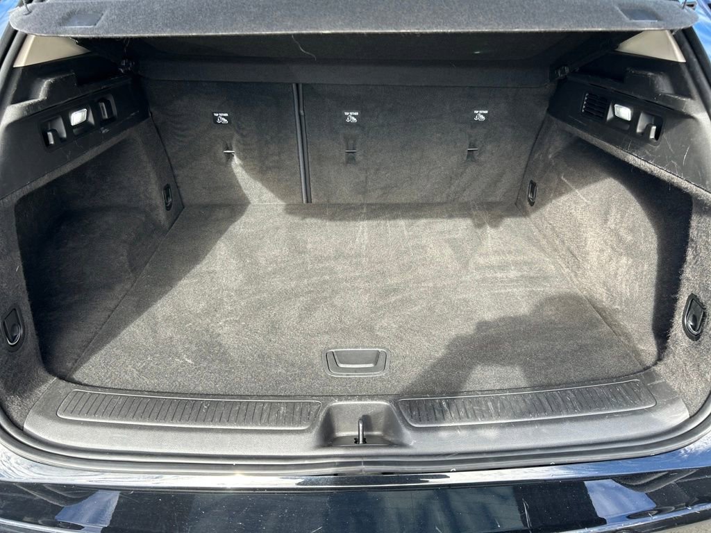 Used 2022 Buick Envision Avenir w/ Technology Package II image 24