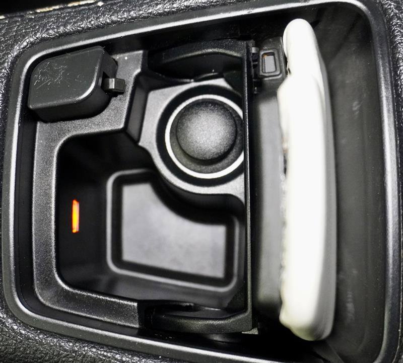 Used 2012 BMW 650i xDrive Convertible image 27