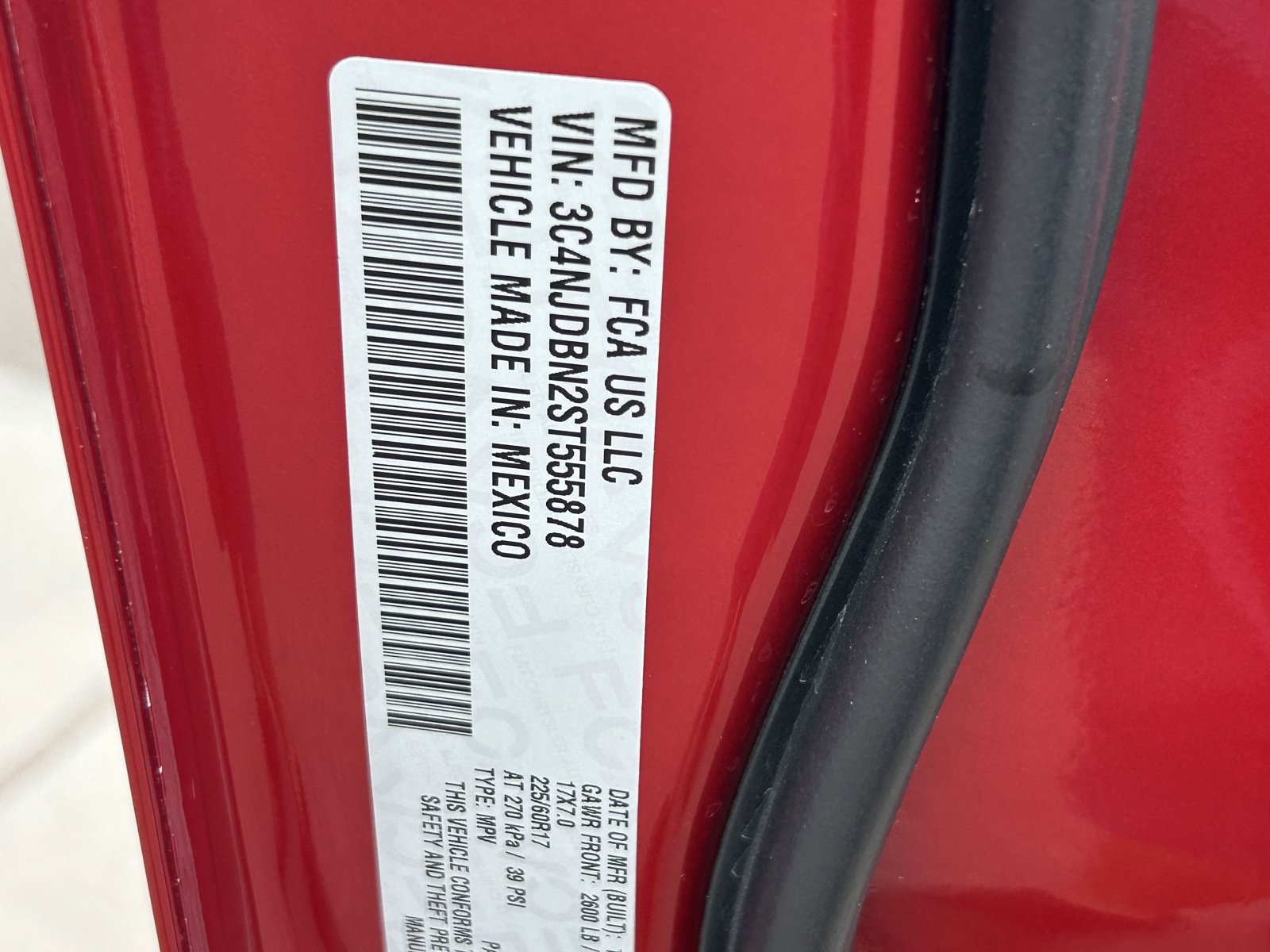 Used 2025 Jeep Compass Latitude AWD/4WD image 34