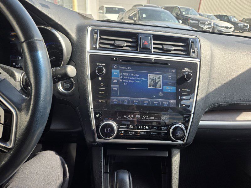 Used 2018 Subaru Outback 2.5i Limited image 3