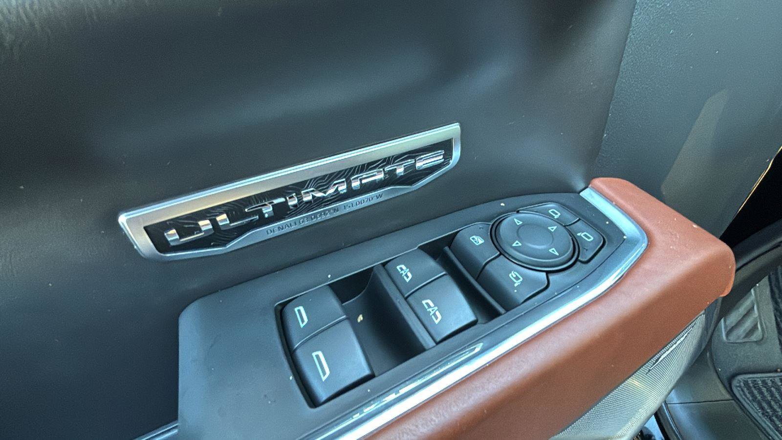 Used 2024 GMC Sierra 1500 Denali Ultimate image 12