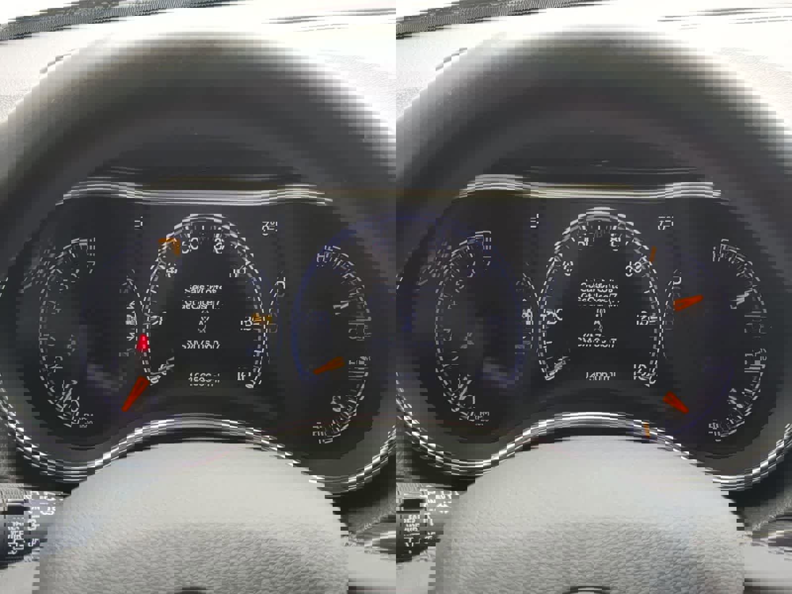 Used 2019 Jeep Grand Cherokee Laredo AWD/4WD image 30