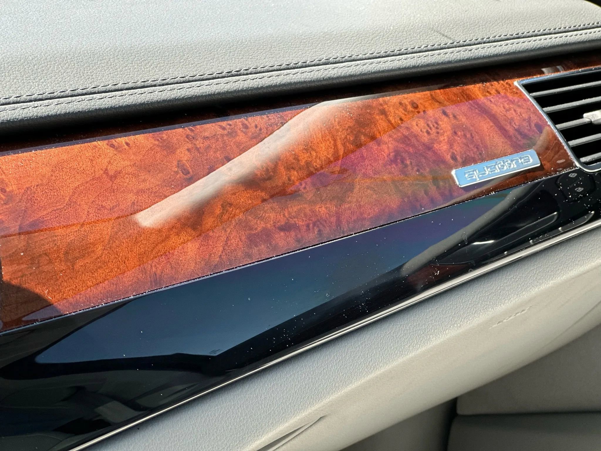 Used 2014 Audi A8 L 4.0T image 48