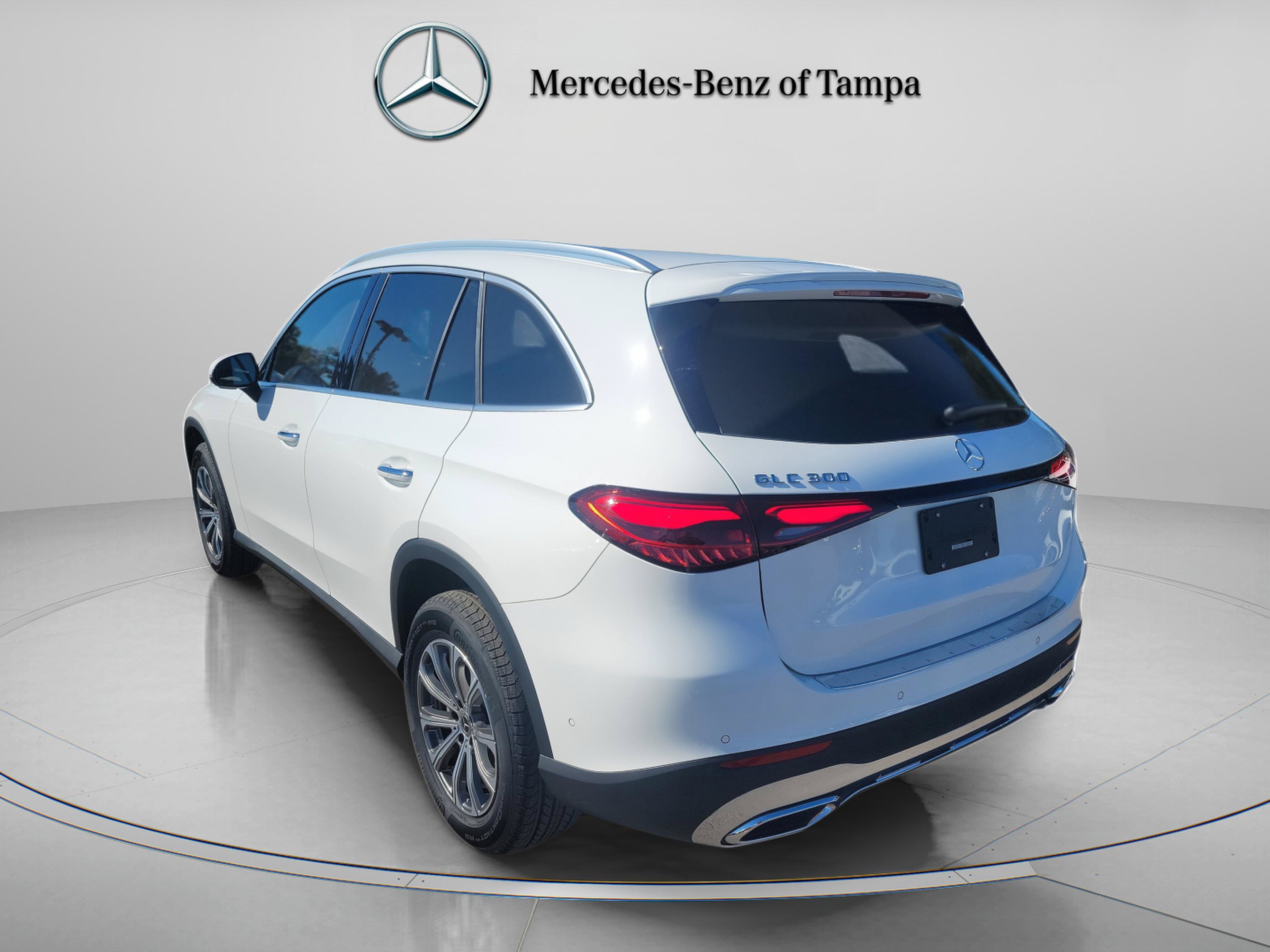 Certified 2026 Mercedes-Benz GLC 300 image 3