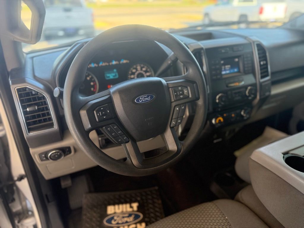 Used 2017 Ford F150 XLT image 16