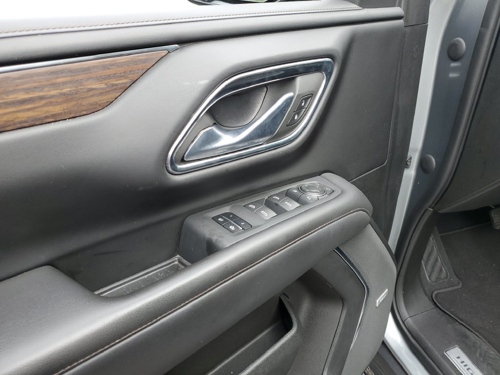 Used 2023 Chevrolet Tahoe High Country AWD/4WD image 18