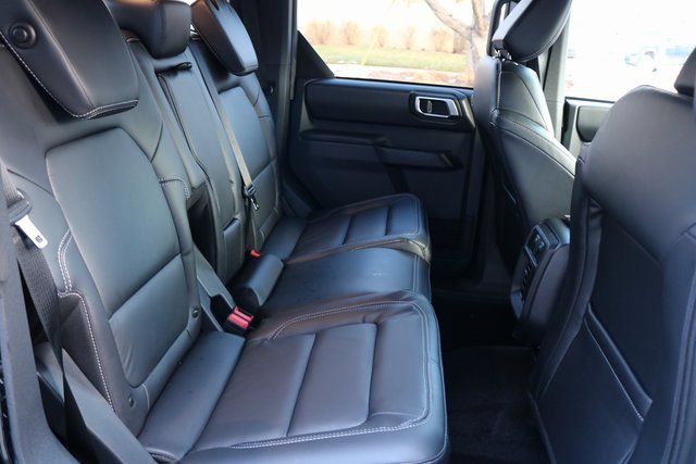 New 2025 Ford Bronco Outer Banks image 24